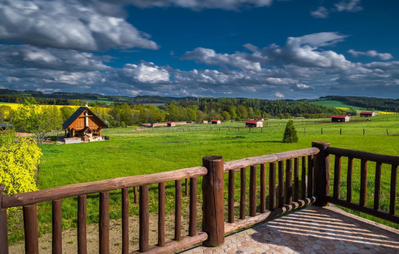 Ranch Jestrebice Hotel Hermanicky Luaran gambar